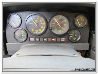 Illustration for article titled For $8,000, This 1980 Volvo 245 DL Is The Box It Came In